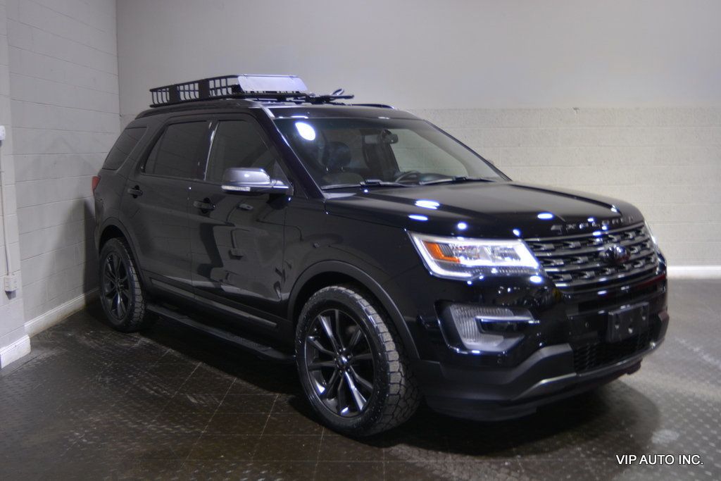 2017 Ford Explorer XLT 4WD - 22568646 - 44