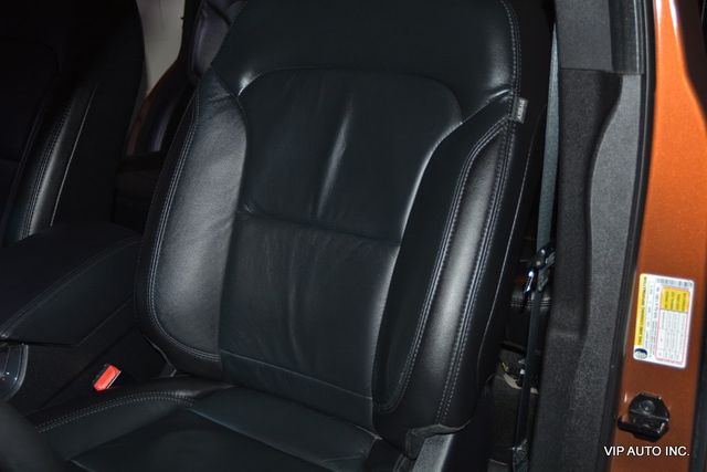 2017 Ford Explorer XLT 4WD - 22905305 - 14