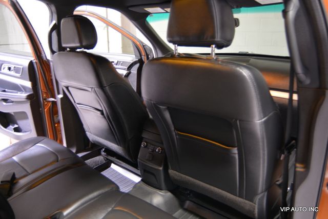 2017 Ford Explorer XLT 4WD - 22905305 - 18