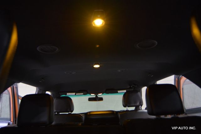 2017 Ford Explorer XLT 4WD - 22905305 - 20