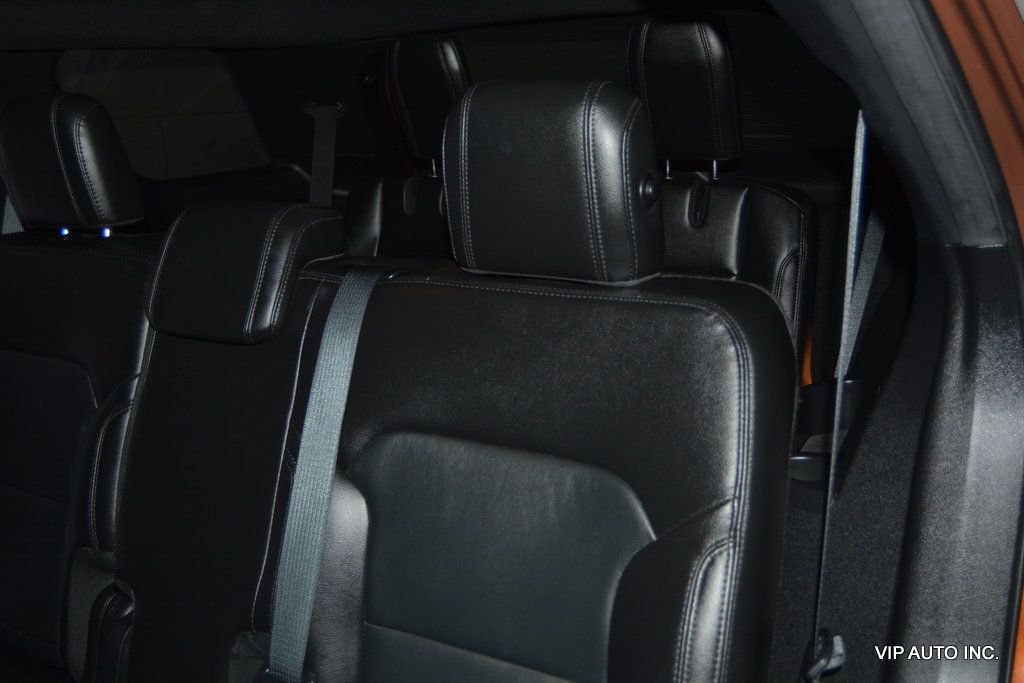 2017 Ford Explorer XLT 4WD - 22905305 - 21