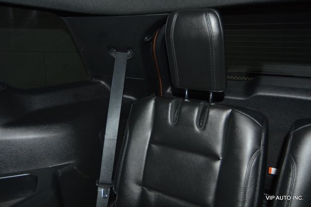 2017 Ford Explorer XLT 4WD - 22905305 - 27