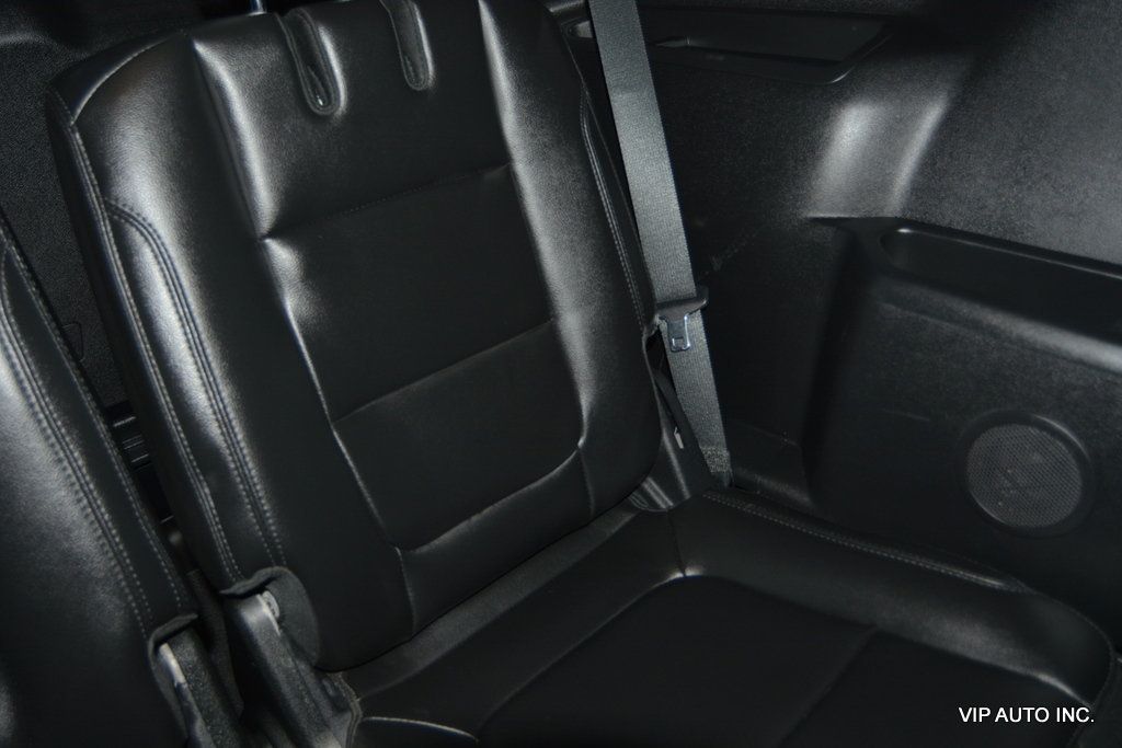 2017 Ford Explorer XLT 4WD - 22905305 - 30