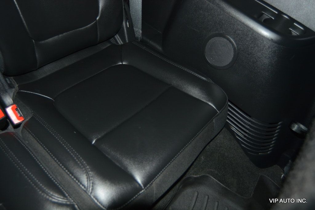 2017 Ford Explorer XLT 4WD - 22905305 - 31