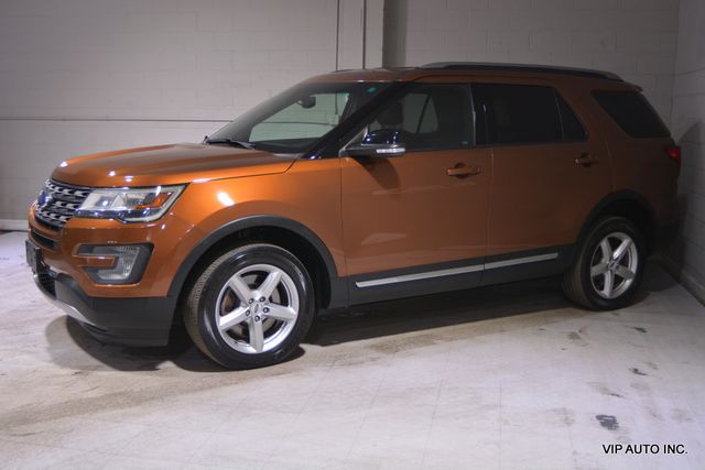 2017 Ford Explorer XLT 4WD - 22905305 - 35