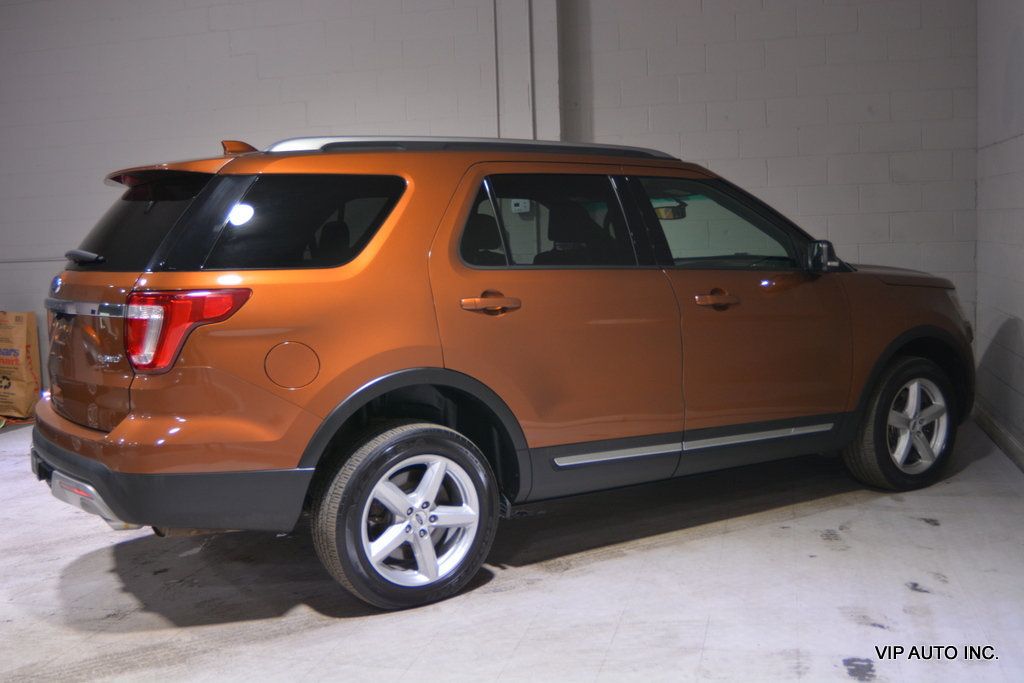 2017 Ford Explorer XLT 4WD - 22905305 - 37