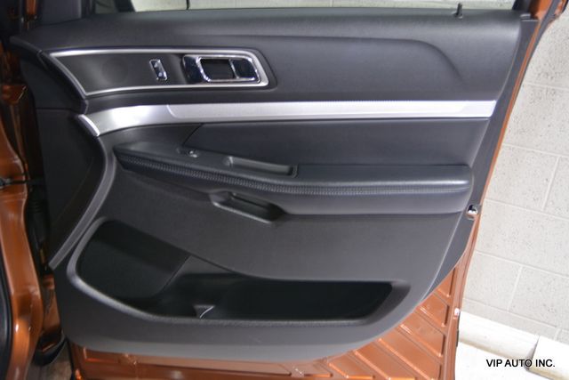2017 Ford Explorer XLT 4WD - 22905305 - 7