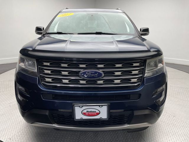 2017 Ford Explorer XLT 4WD - 22999590 - 1