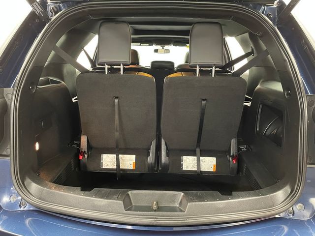 2017 Ford Explorer XLT 4WD - 22999590 - 40