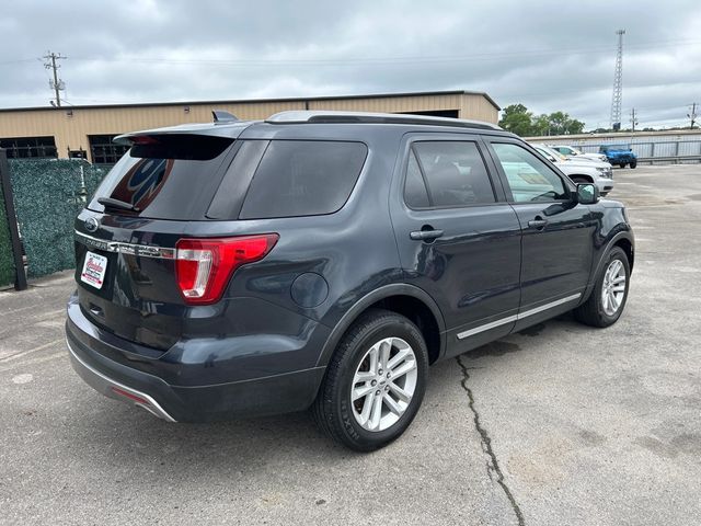 2017 Ford Explorer XLT FWD - 23032427 - 3