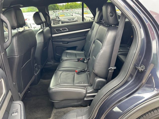 2017 Ford Explorer XLT FWD - 23032427 - 7