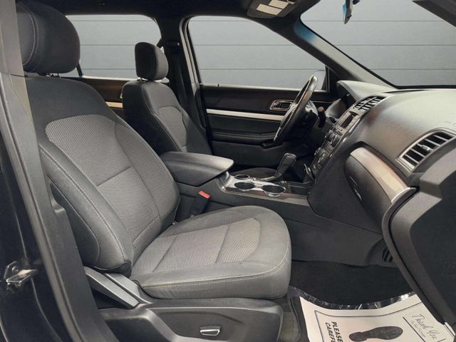 2017 Ford Explorer XLT FWD - 22950604 - 27