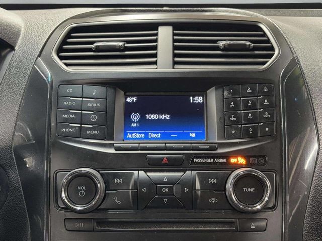 2017 Ford Explorer XLT FWD - 22950604 - 29