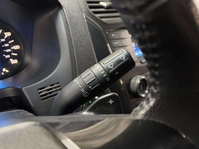 2017 Ford Explorer XLT FWD - 22950604 - 39