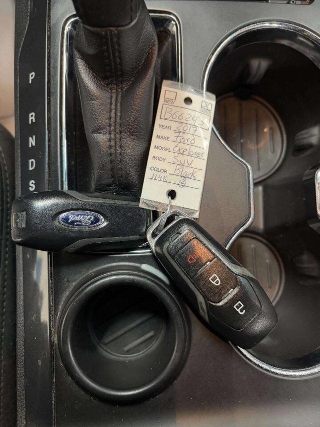 2017 Ford Explorer XLT FWD - 22950604 - 44