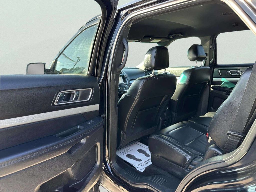 2017 Ford Explorer XLT FWD - 23050919 - 15