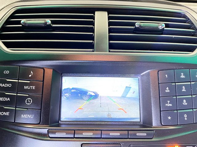 2017 Ford Explorer XLT FWD - 22938009 - 29