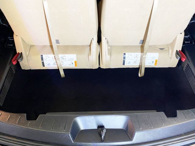 2017 Ford Explorer XLT FWD - 22938009 - 52