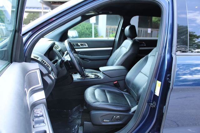 2017 Ford Explorer XLT FWD - 23043058 - 13