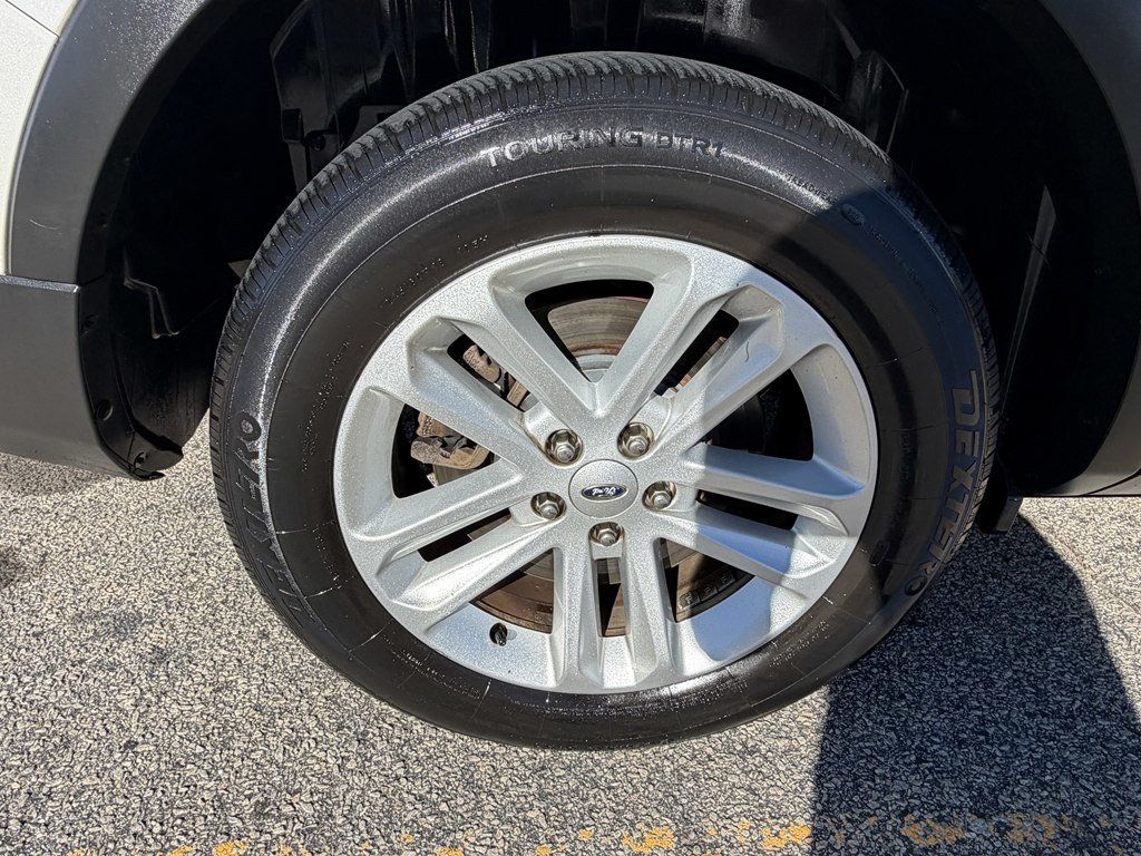 2017 Ford Explorer XLT FWD - 23088302 - 9