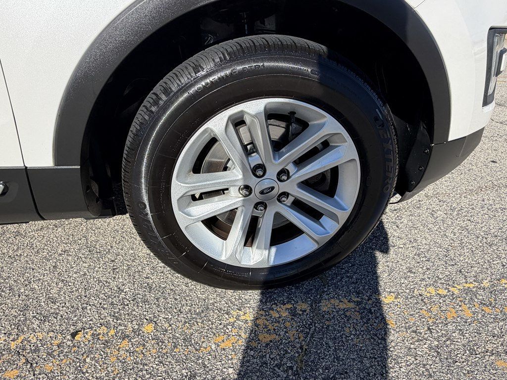 2017 Ford Explorer XLT FWD - 23088302 - 10
