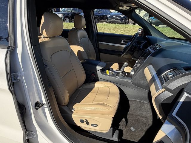 2017 Ford Explorer XLT FWD - 23088302 - 25