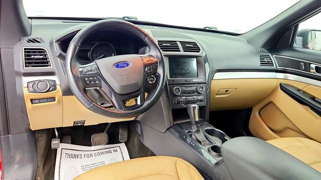 2017 Ford Explorer XLT FWD - 23000644 - 11
