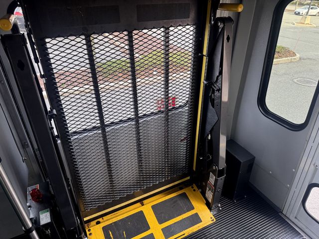 2017 Ford E-350 Non-CDL Wheelchair Shuttle Bus For Sale For Adults Church Seniors & Handicapped Transportation - 22979674 - 41