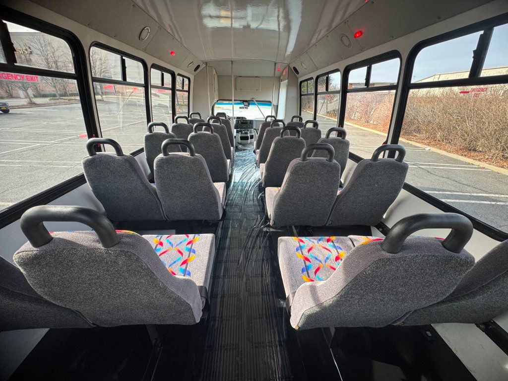 2017 Ford E-450 Cutaway 24 Passenger Shuttle Bus For Tours Charters Activity & Church Transportation - 22915162 - 23