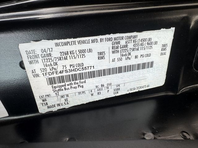 2017 Ford E-450 Cutaway 24 Passenger Shuttle Bus For Tours Charters Activity & Church Transportation - 22915162 - 40