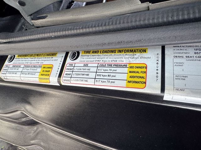 2017 Ford E-450 Cutaway 24 Passenger Shuttle Bus For Tours Charters Activity & Church Transportation - 22915162 - 42