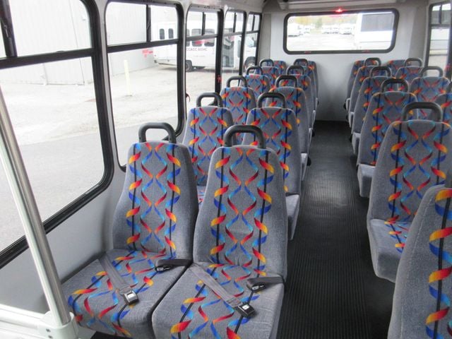 2017 Ford E-450 Cutaway 24 Passenger Starcraft Shuttle Bus For Tours Charters Activity & Church Transportation - 22915162 - 10