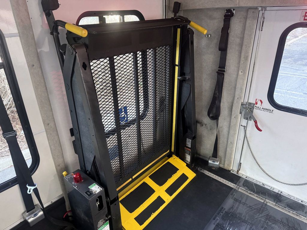 2017 Ford E-450 Non-CDL Wheelchair Shuttle Bus For Sale For Adults Medical Transport Mobility ADA Handicapped - 22914012 - 41