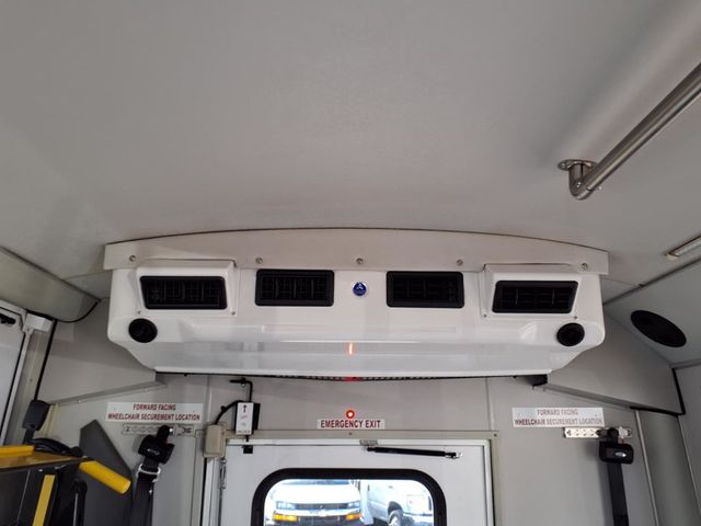 2017 Ford E-Series Cutaway 13 +3 Passenger Shuttle Bus w/Wheelchair - 23002342 - 19