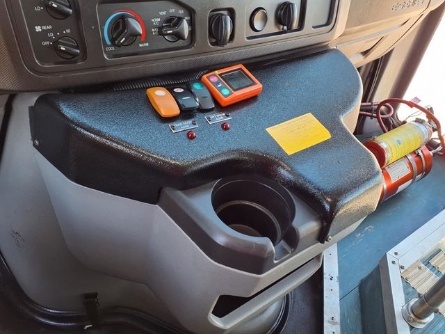 2017 Ford E-Series Cutaway 13 +3 Passenger Shuttle Bus w/Wheelchair - 23002342 - 25