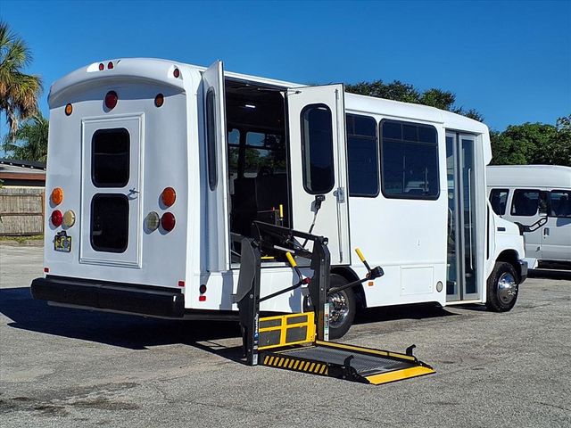 2017 Ford E-Series Cutaway 13 Passenger Shuttle Bus w/Wheelchair - 22929596 - 10