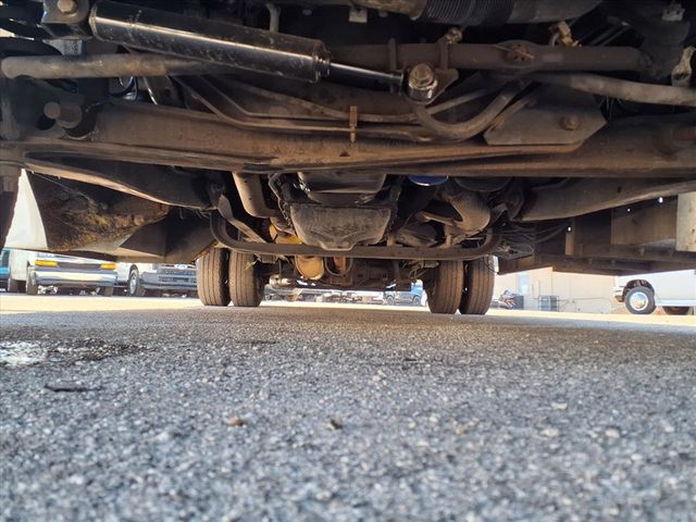 2017 Ford E-Series Cutaway 13 Passenger Shuttle Bus w/Wheelchair - 22929596 - 33