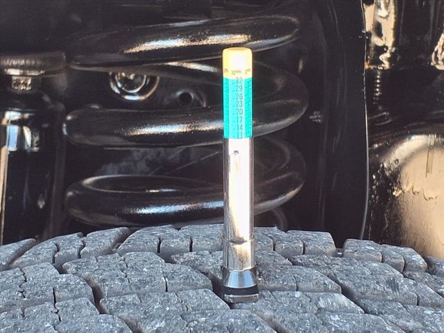 2017 Ford E-Series Cutaway 13 Passenger Shuttle Bus w/Wheelchair - 22929596 - 47