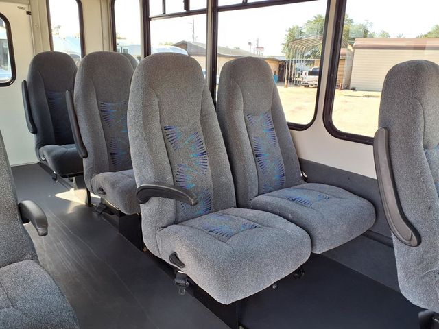 2017 Ford E-Series Cutaway 15 Passenger Shuttle Bus - 23014442 - 11
