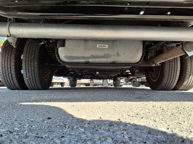 2017 Ford E-Series Cutaway 15 Passenger Shuttle Bus - 23014442 - 25