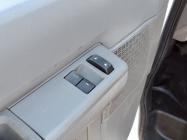 2017 Ford E-Series Cutaway 16' Box Van w/Liftgate - 22981605 - 15