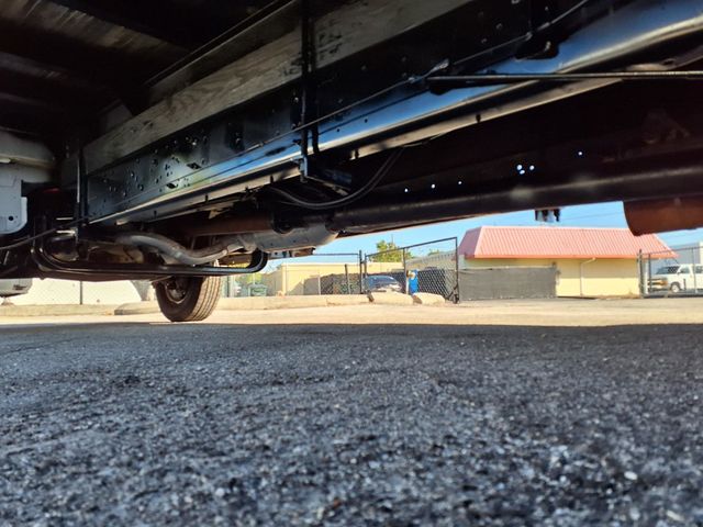 2017 Ford E-Series Cutaway 16' Box Van w/Liftgate - 22981605 - 24