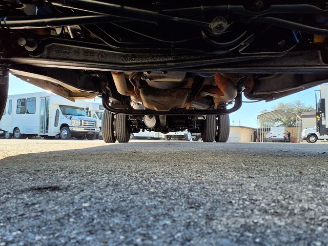 2017 Ford E-Series Cutaway 16' Box Van w/Liftgate - 22981605 - 26