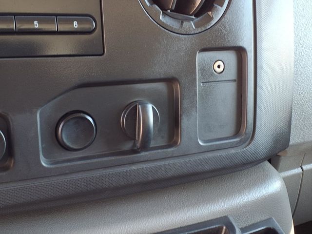 2017 Ford E-Series Cutaway 16' Box Van w/Liftgate - 22981605 - 27