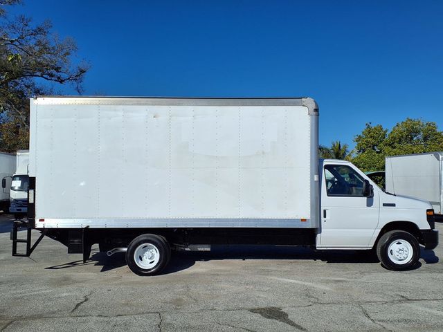 2017 Ford E-Series Cutaway 16' Box Van w/Liftgate - 22981605 - 2