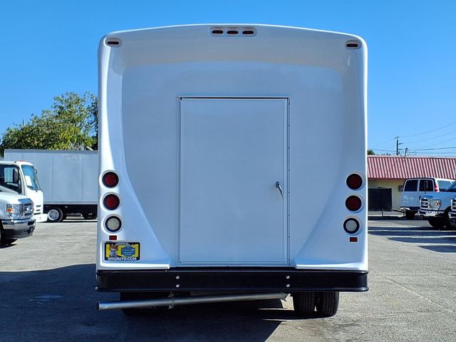 2017 Ford E-Series Cutaway 25 Passenger Shuttle Bus - 23014152 - 4