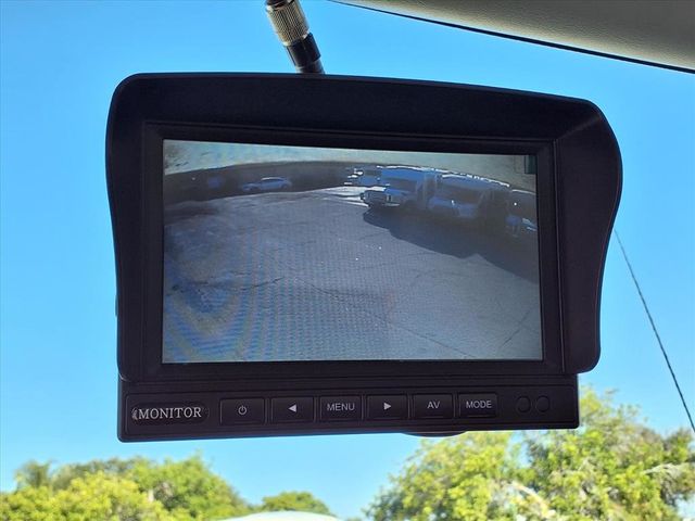 2017 Ford E-Series Cutaway Contractor's Van - 22948850 - 12