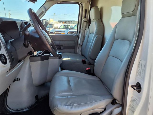 2017 Ford E-Series Cutaway Contractor's Van - 22948850 - 13