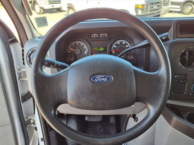 2017 Ford E-Series Cutaway Contractor's Van - 22948850 - 28
