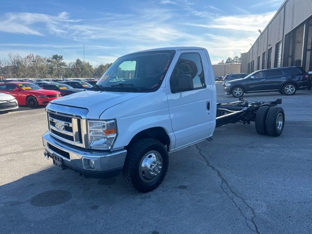 2017 Ford E-Series Cutaway E450 SUPER DUTY CUTAWAY VAN - 22952927 - 2